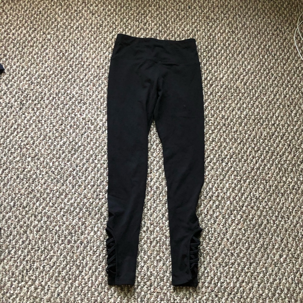NINE WEST black leggings - women’s small (EUC)